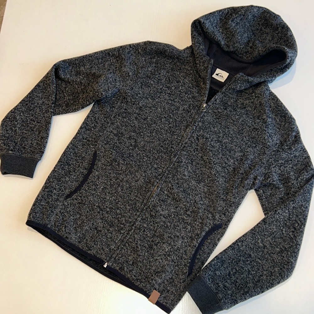 Boys Quicksilver sweatshirt with zipper. Size large 14 boys. Perfect Condition!
